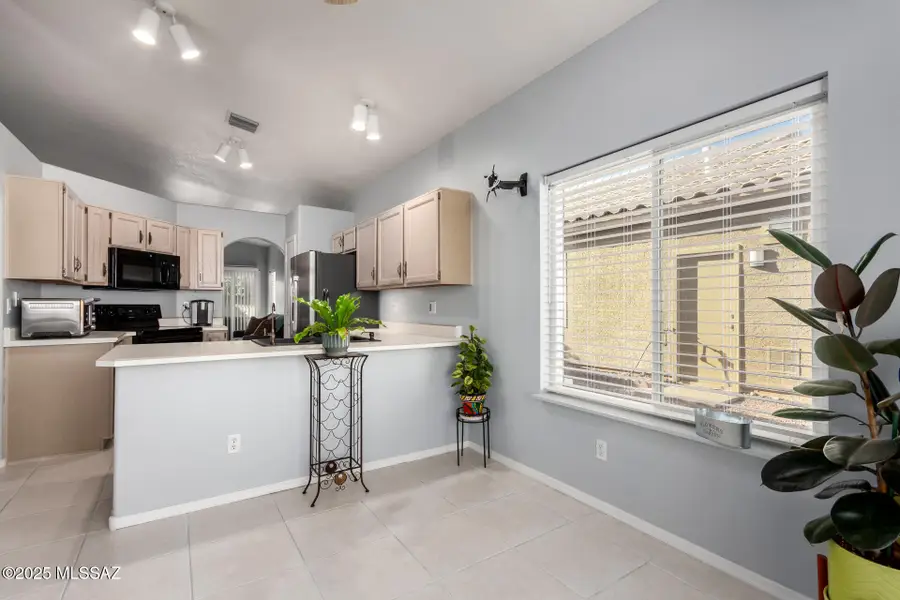 9049 N Palm Brook Drive, Tucson, AZ 85743 - Image #3