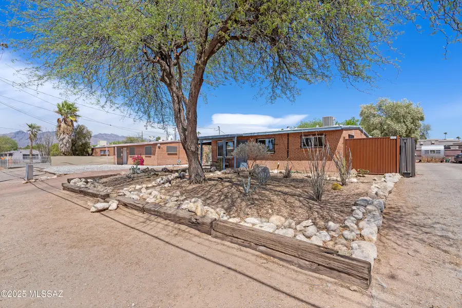 814 N Dodge, Tucson, AZ 85716 - Image #2