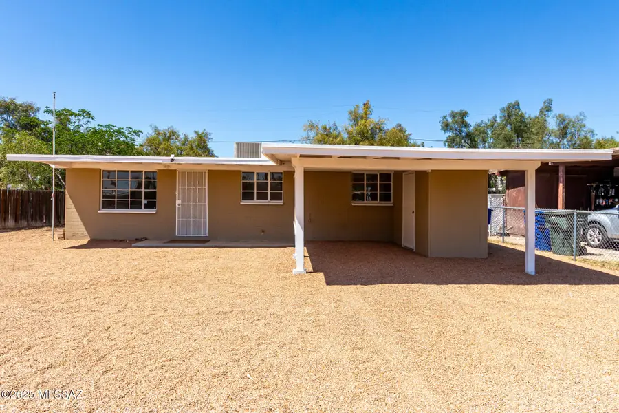1214 W Kleindale Road, Tucson, AZ 85705 - Image #2