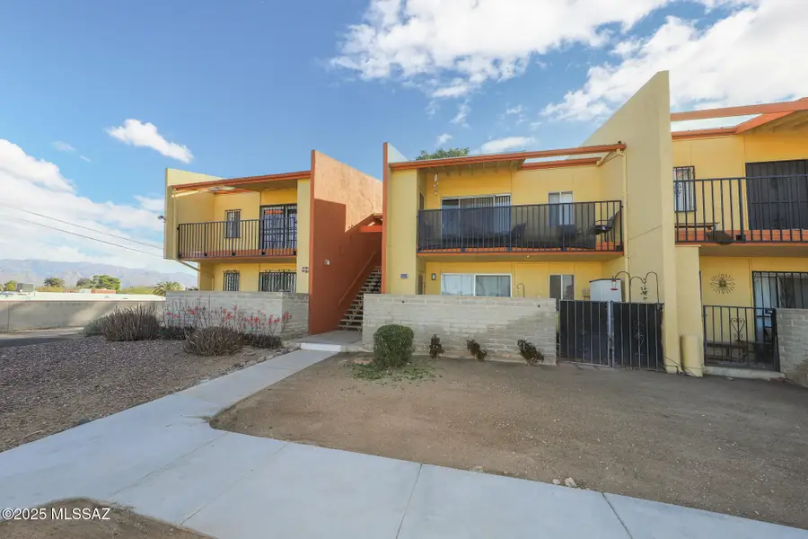 808 S Langley, Tucson, AZ 85710 - Image #2