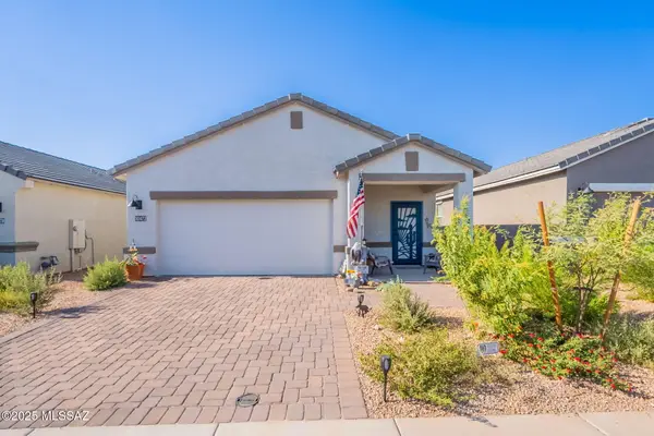 10472 W Thetford, Marana, AZ 85653