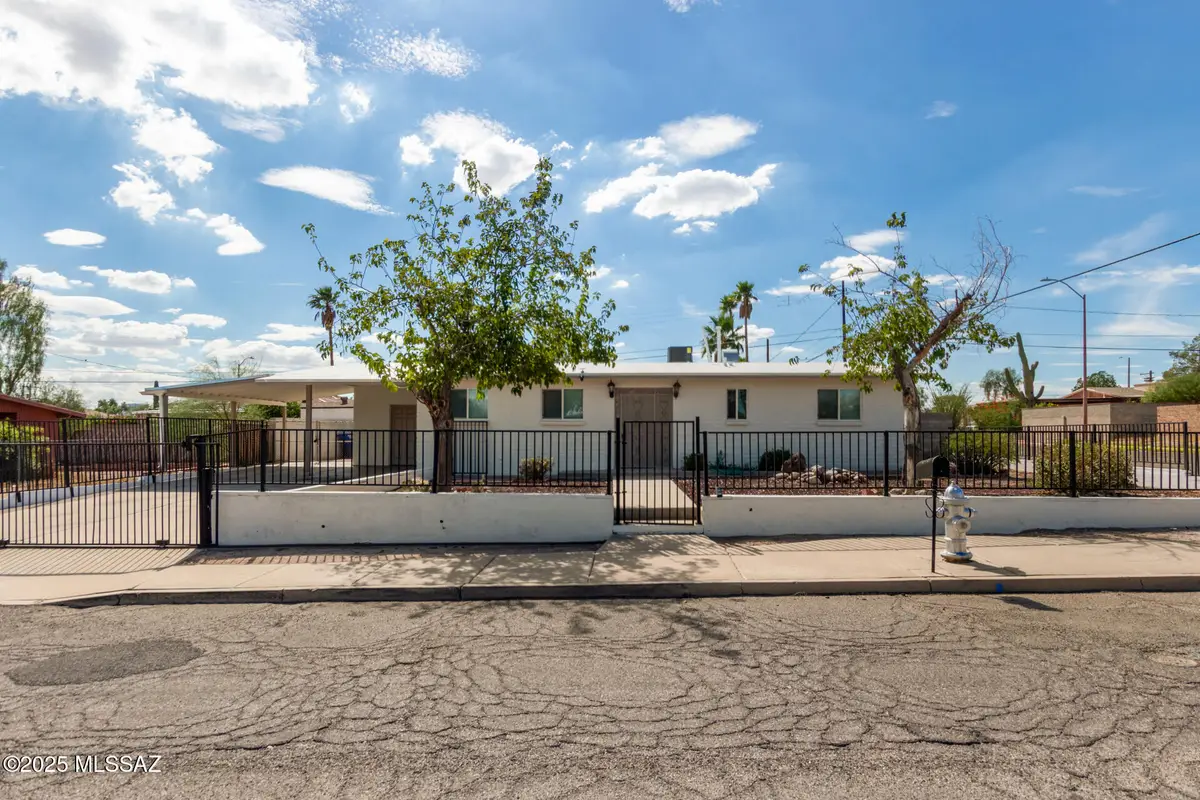 2135 N 3rd, Tucson, AZ 85705 - Image #1