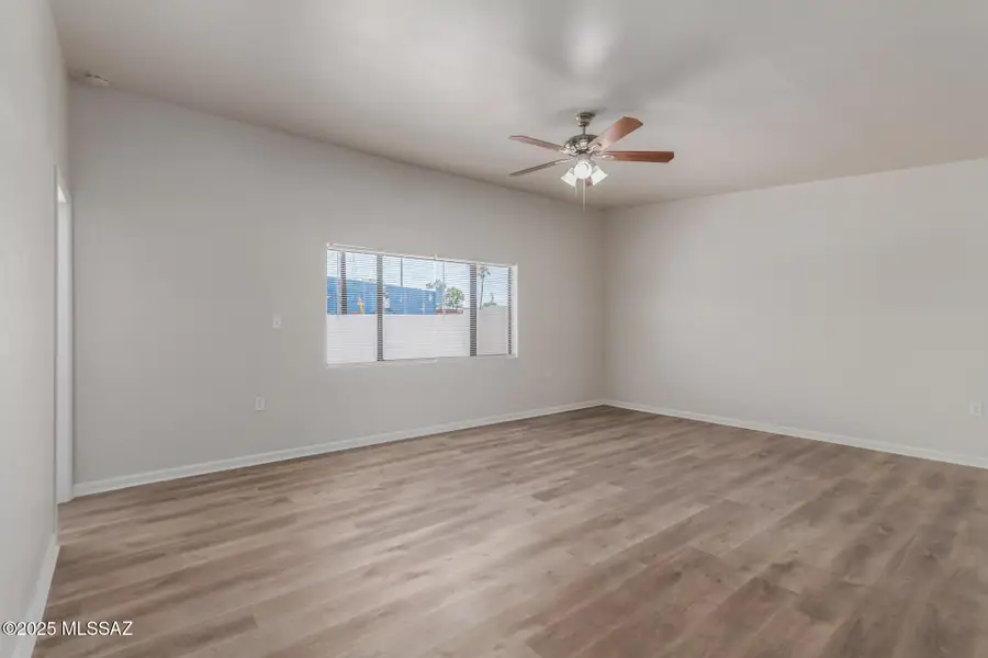 30 N Avenida De La Madero, Tucson, AZ 85710 - Image #2