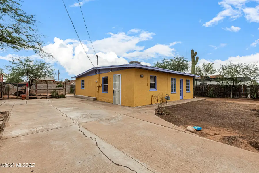 541 W Pelaar Drive, Tucson, AZ 85705 - Image #2
