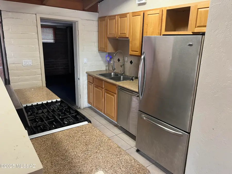 1303 N Roberts Way, Tucson, AZ 85712 - Image #3