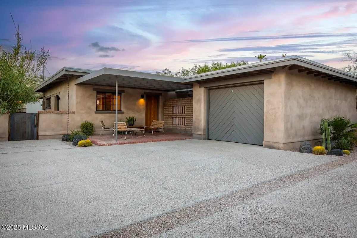 328 S Country Club Road, Tucson, AZ 85716 - Image #1