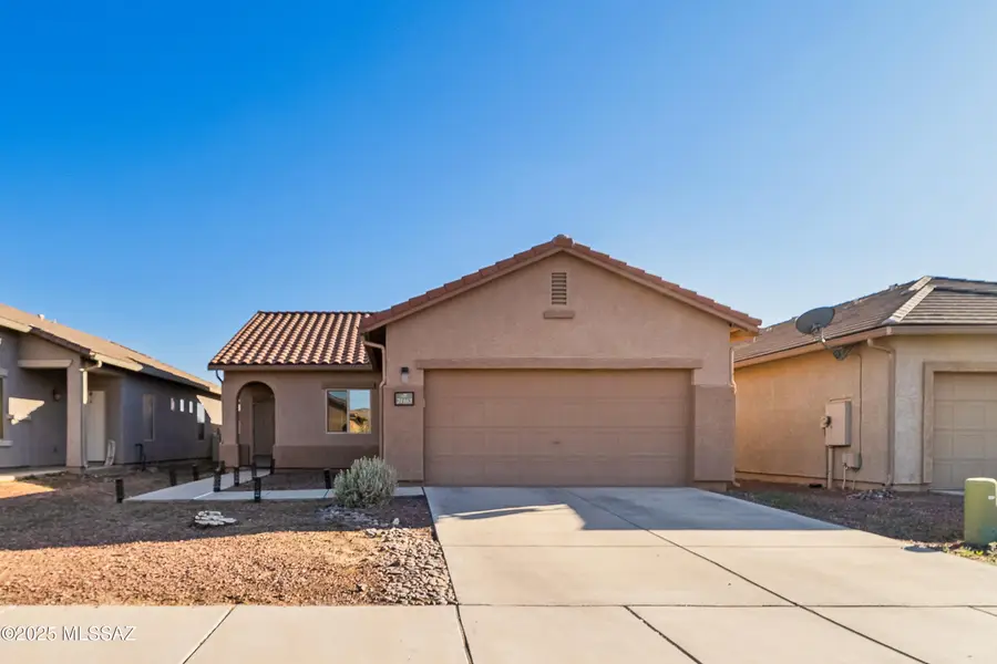 21163 E Treasure Road, Red Rock, AZ 85145 - Image #2