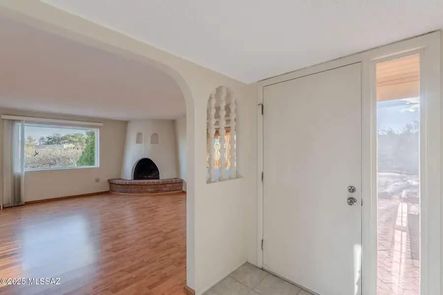 939 S Las Lomas Circle, Green Valley, AZ 85614 - Image #3