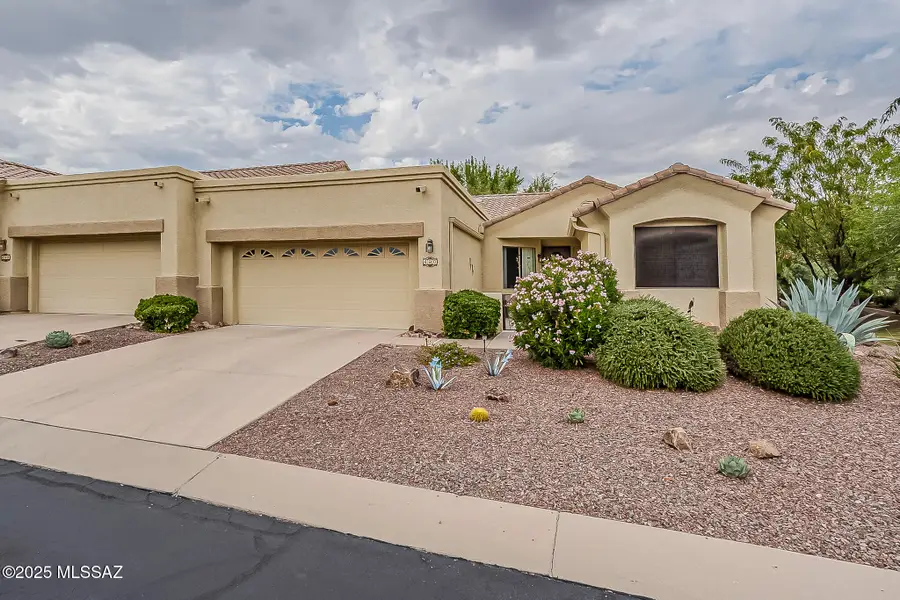 490 W Moorwood Street, Green Valley, AZ 85614 - Image #2