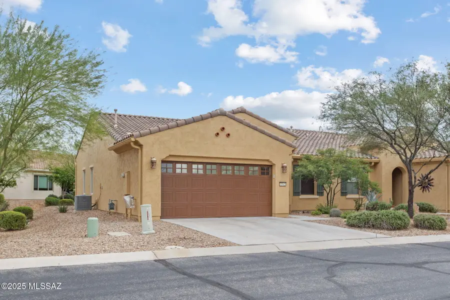 1762 E Burning Hill Drive, Green Valley, AZ 85614 - Image #3