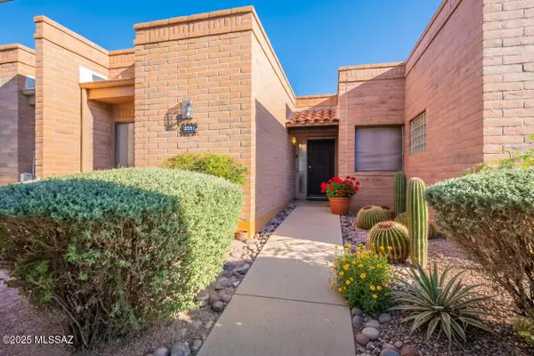 2521 S Calle De Humes, Green Valley, AZ 85622