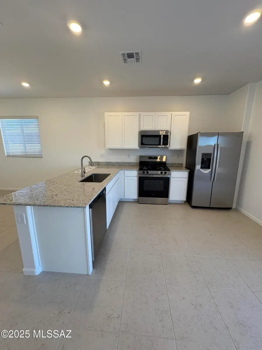 8793 E Crimson Snowberry, Vail, AZ 85641 - Image #3