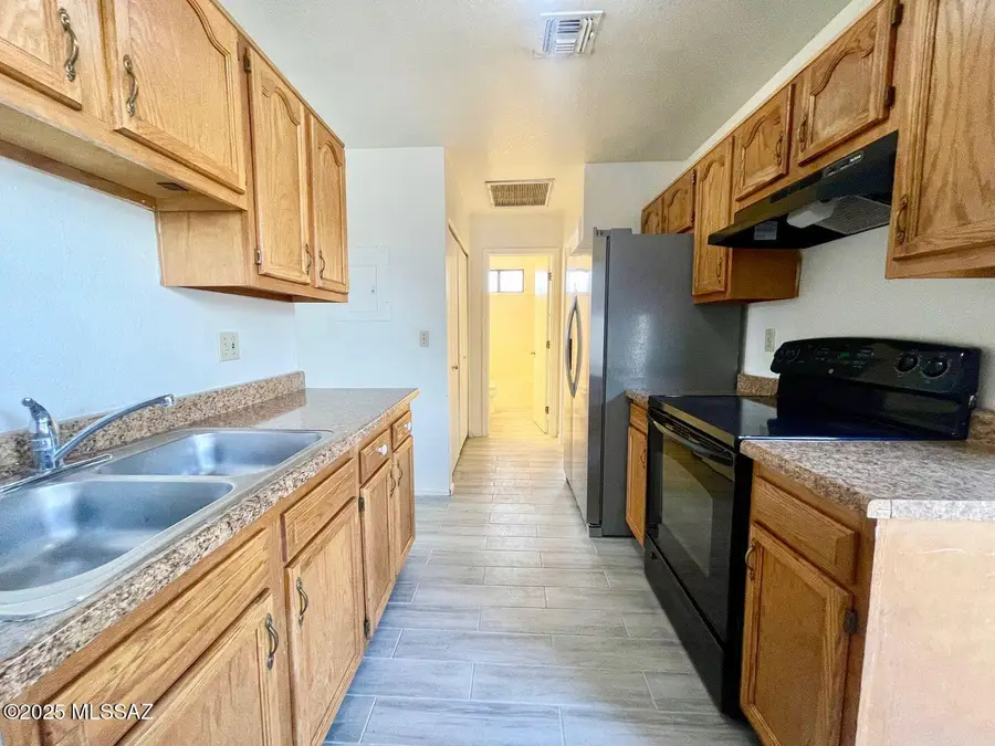 1701 N 6th Avenue, Tucson, AZ 85705 - Image #2