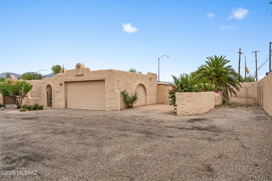 4216 N Villas Placitas, Tucson, AZ 85705 - Image #3