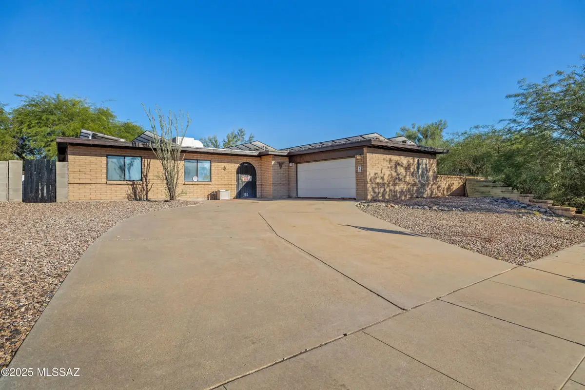 1643 S Kevin Drive, Tucson, AZ 85748 - Image #1