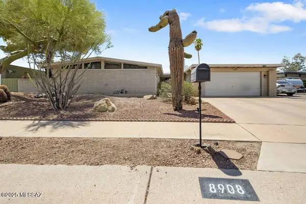 8908 E Maple Leaf Drive, Tucson, AZ 85710