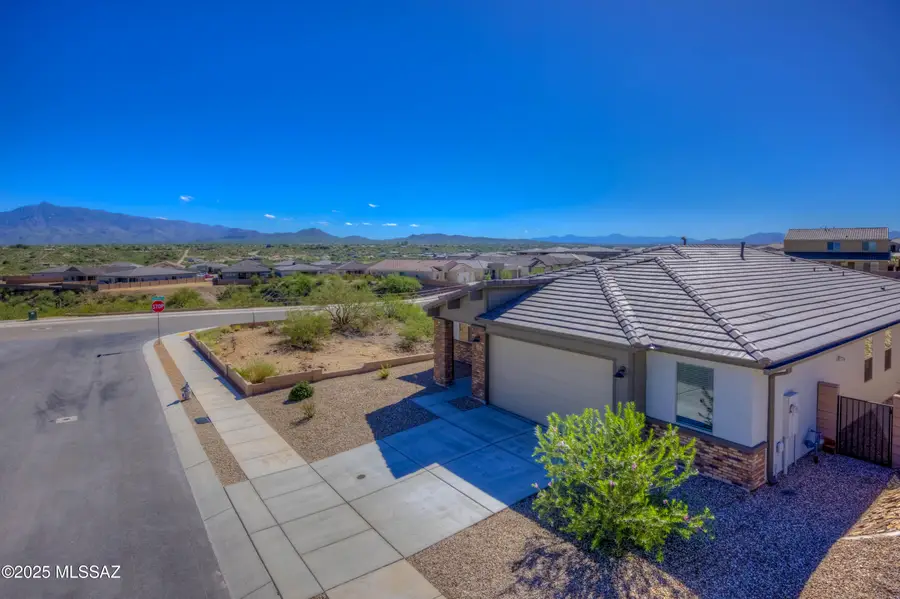 12742 E Lauren Cyn Place, Vail, AZ 85641 - Image #2