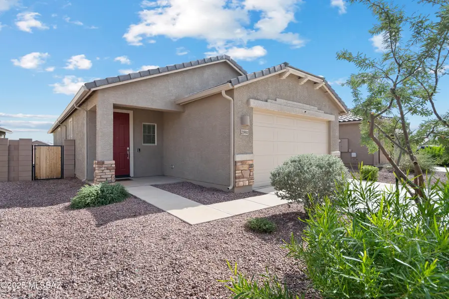 21900 E Thunderhead Drive, Red Rock, AZ 85145 - Image #2