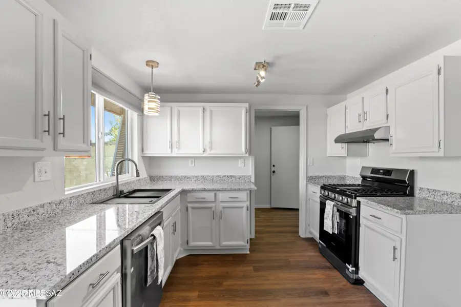 2630 W Vereda Verde, Tucson, AZ 85746 - Image #2