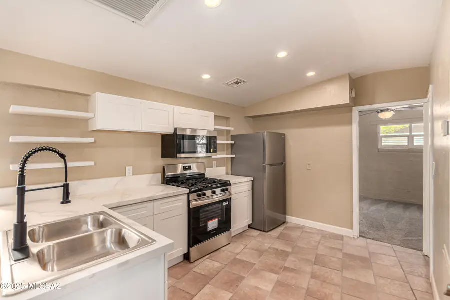350 E Kelso, Tucson, AZ 85705 - Image #3