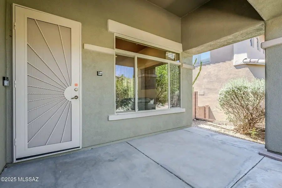 4318 N Sunset Cliff Drive, Tucson, AZ 85750 - Image #2