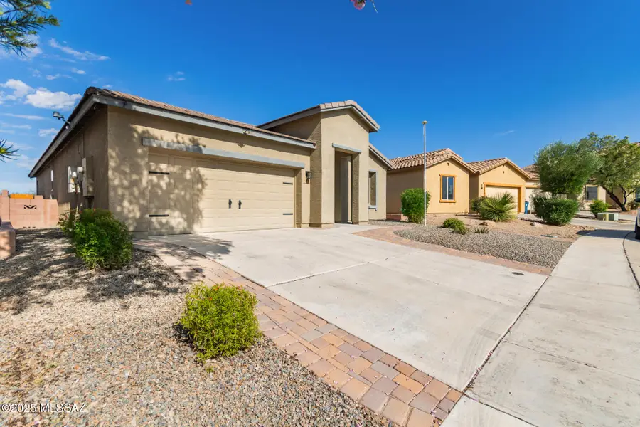 1157 E Madera Grove Lane, Sahuarita, AZ 85629 - Image #2