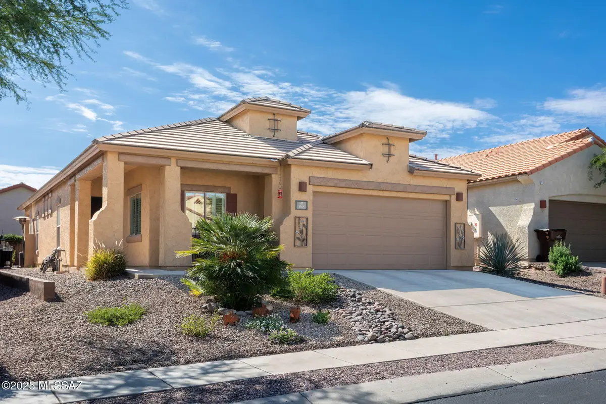 965 W Calle Valenciana, Sahuarita, AZ 85629 - Image #1