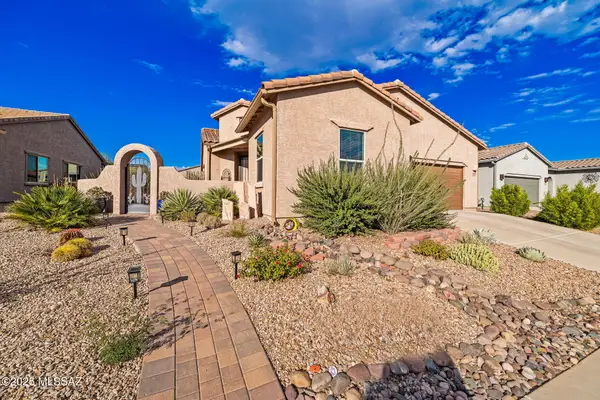 2496 W Music Mountains Drive, Green Valley, AZ 85622