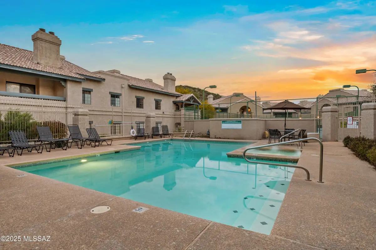 101 S Players Club Drive #11202, Tucson, AZ 85745 - Image #1