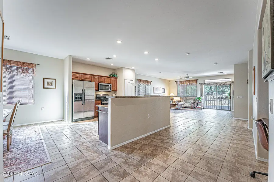 2980 S Royal Aberdeen Loop, Green Valley, AZ 85614 - Image #2