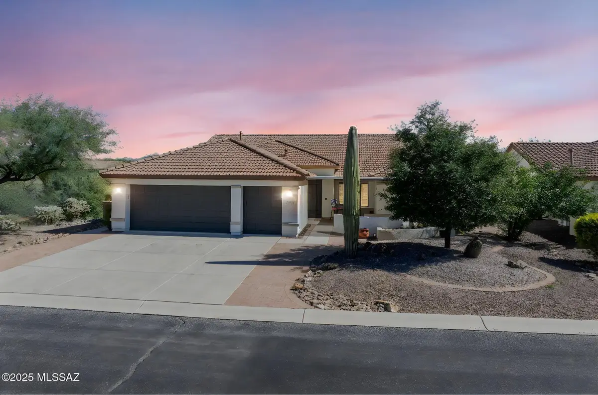 1530 N Miranda Lane, Green Valley, AZ 85614 - Image #1