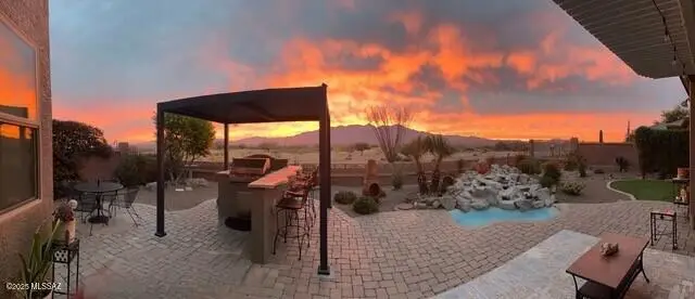 5811 S Atascosa Peak Drive, Green Valley, AZ 85622 - Image #3