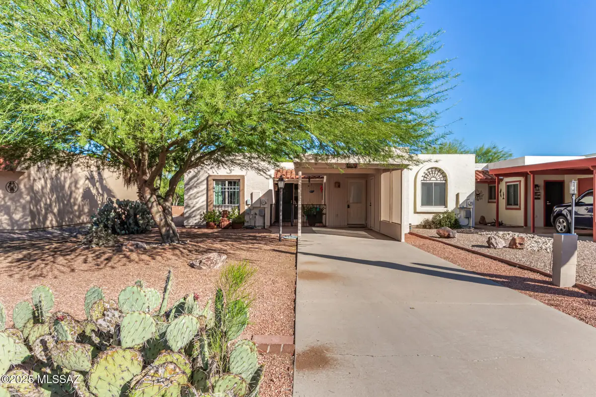 206 N Calle Acuarela, Green Valley, AZ 85614 - Image #1