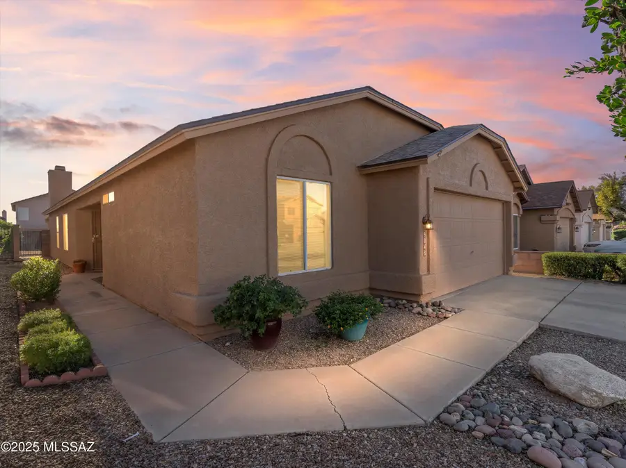 9048 E Orchid Vine Drive, Tucson, AZ 85747 - Image #3