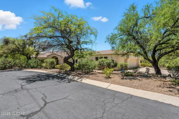 6445 N Silversmith Place, Tucson, AZ 85750