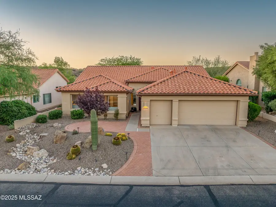 39544 S Winding Trail Drive, Tucson, AZ 85739 - Image #2