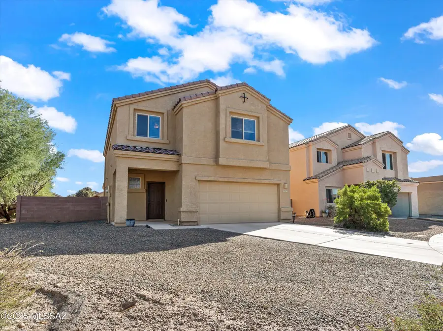 12272 W Reyher Farms Loop, Marana, AZ 85653 - Image #2
