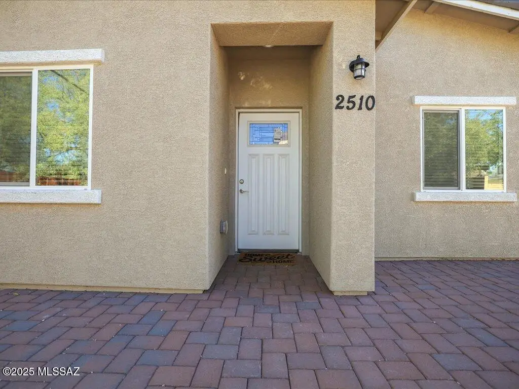 2510 N Goyette Avenue, Tucson, AZ 85712 - Image #1