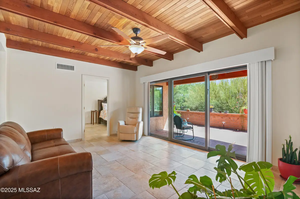 14006 N Green Tree Drive, Oro Valley, AZ 85755 - Image #1