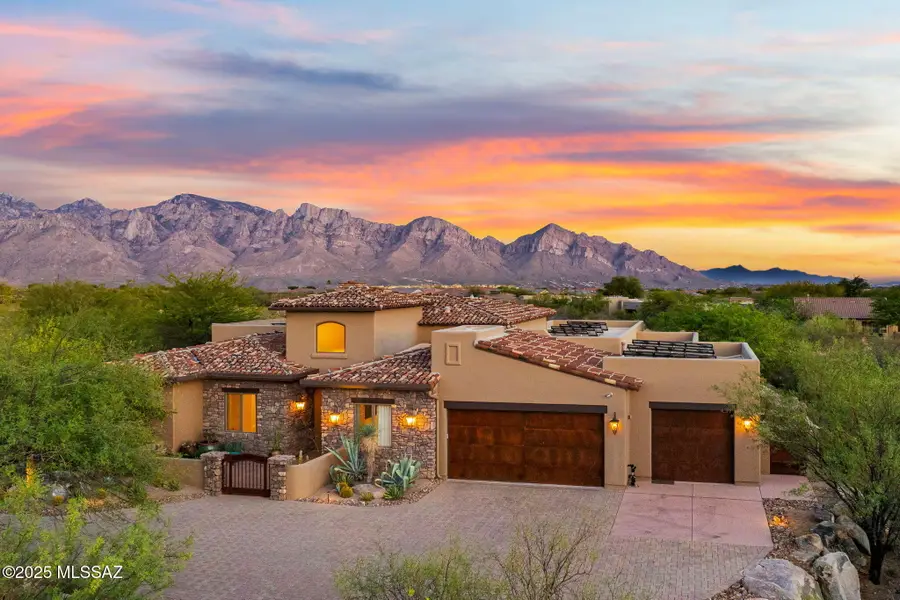 13959 N Stone Gate, Oro Valley, AZ 85755 - Image #2