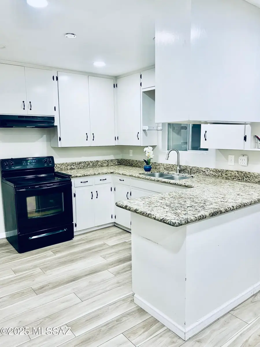 3904 W Golf Course Road, Thatcher, AZ 85552 - Image #3