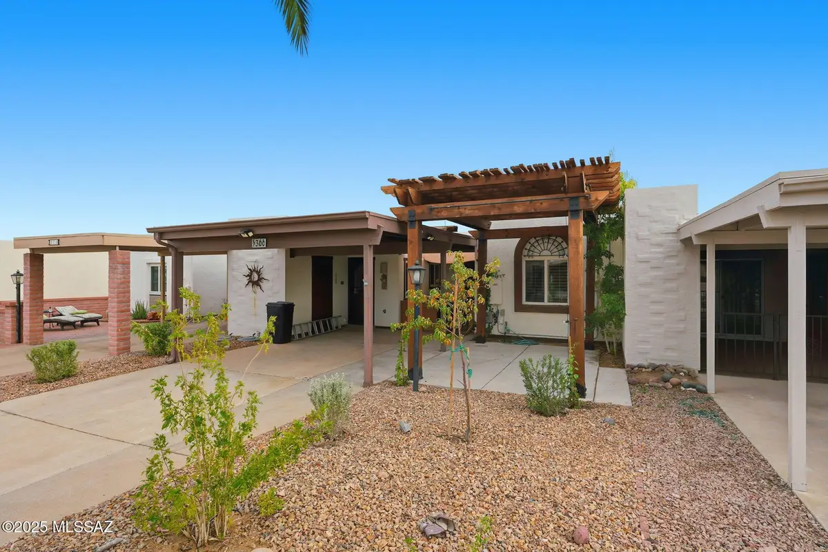 366 N Calle Del Chancero, Green Valley, AZ 85614 - Image #1