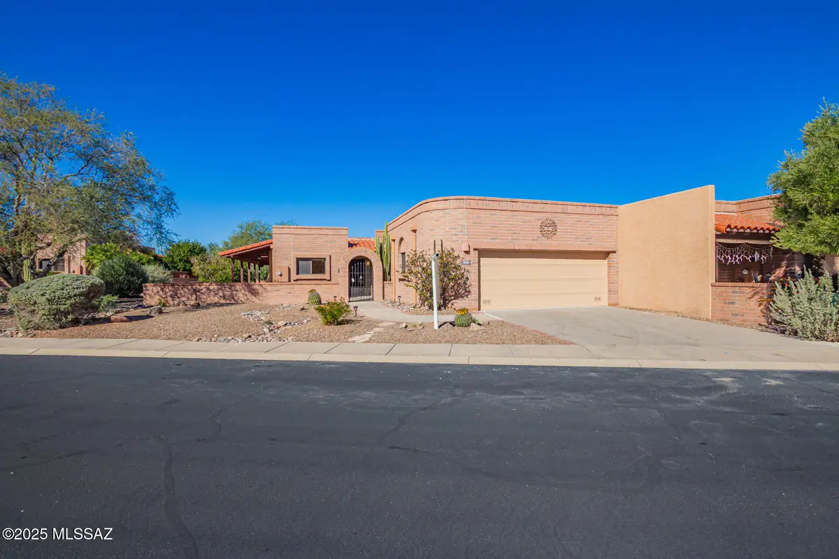 3808 S Va Del Reyecuelo, Green Valley, AZ 85622 - Image #1