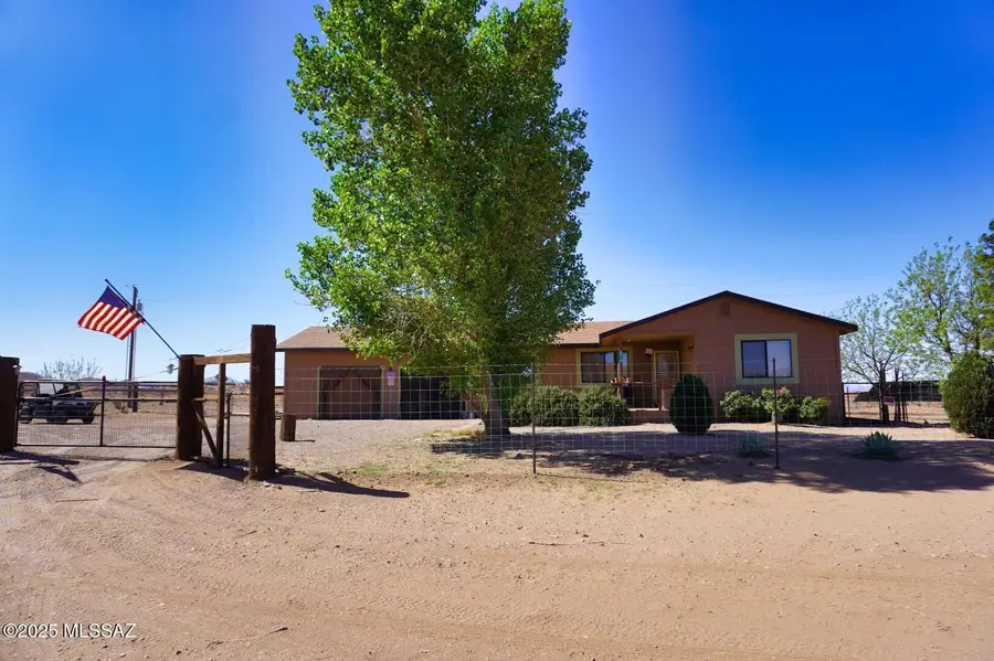 5215 E Sunizona Avenue, Pearce, AZ 85625 - Image #2