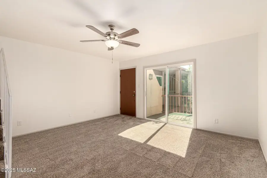 1600 N Wilmot Road #302, Tucson, AZ 85712 - Image #2