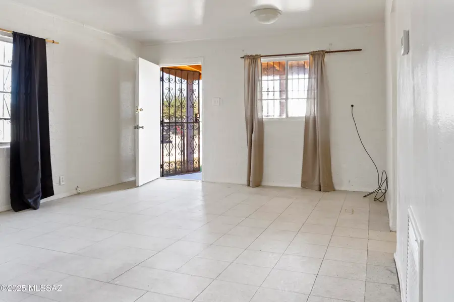 2322 E Monterey Vista, Tucson, AZ 85713 - Image #3