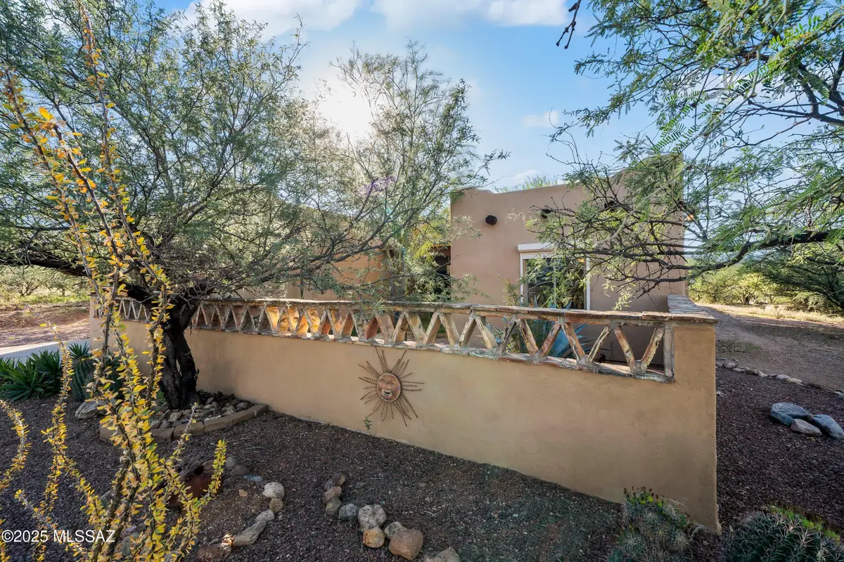 23 Calle Dinamarca, Rio Rico, AZ 85648 - Image #1
