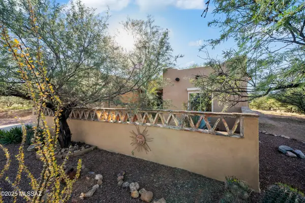 23 Calle Dinamarca, Rio Rico, AZ 85648