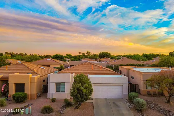 7446 E Placita Luz De La Luna, Tucson, AZ 85715