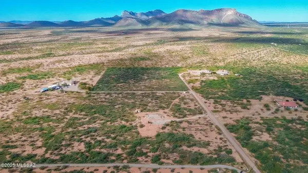 988 W El Rancho, Huachuca City, AZ 85616